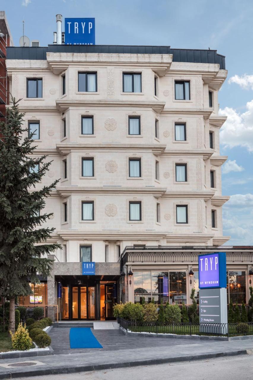 Hotel Tryp By Wyndham Ankara Oran Esterno foto